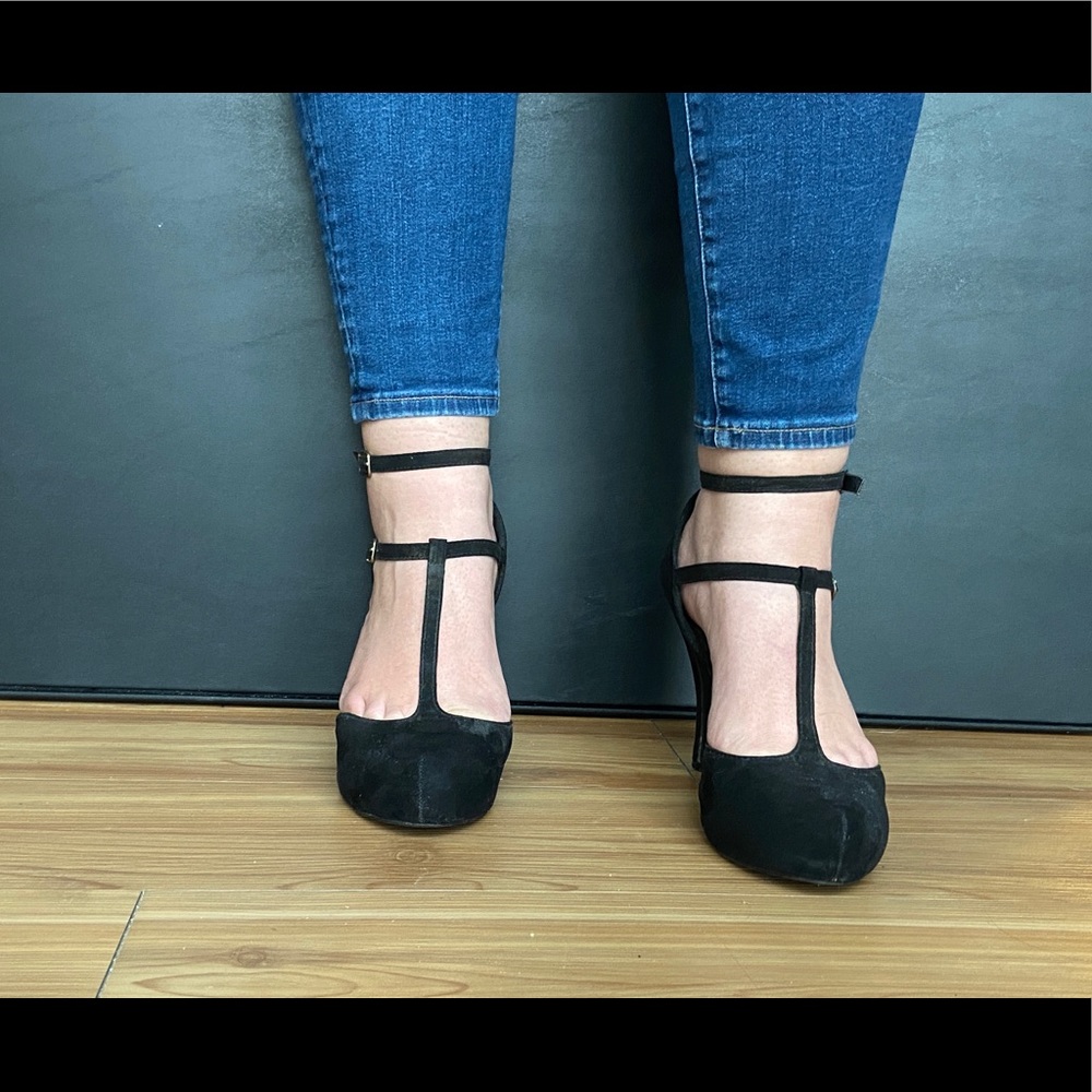 T-Bone Double Strap Stiletto Pumps